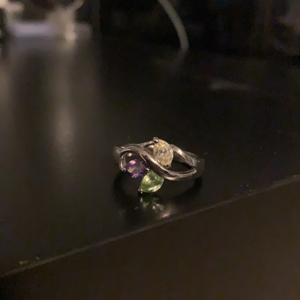 3 Gem Ring - image 3